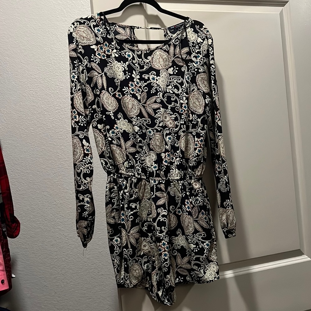 LARGE GORGEOUS ROMPER